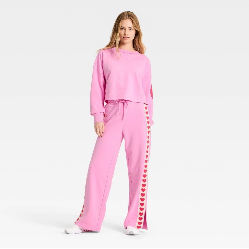 ♥️ Women's Valentine's Day Patchwork Crewneck Sweatshirt - JoyLab™ Pink M & XL - Picture 3 of 15